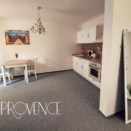 The Meetinka Apartments Єсеник Екстер'єр фото