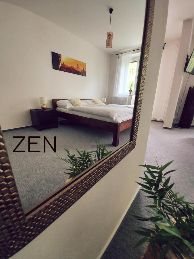 The Meetinka Apartments Єсеник Екстер'єр фото